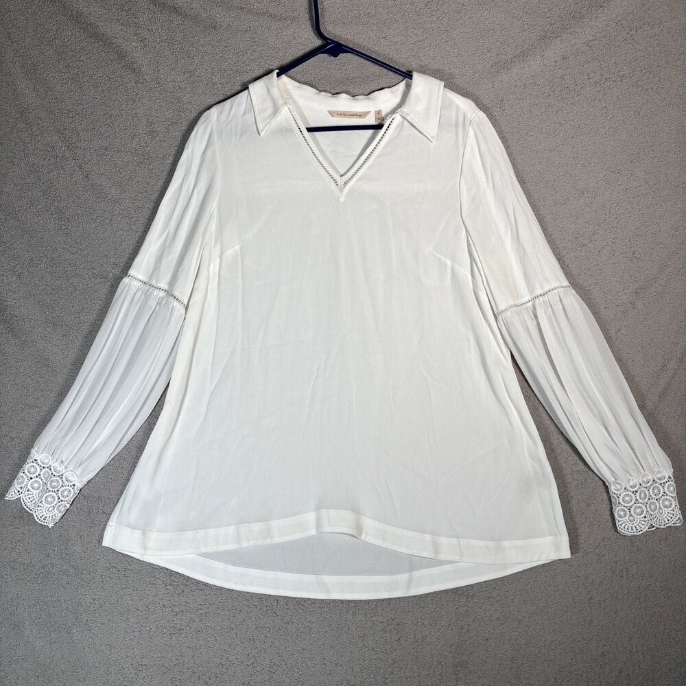Soft Surroundings Top Women Size‎ M White Blouse Lace Cuff Bohemian Boho Eyelets